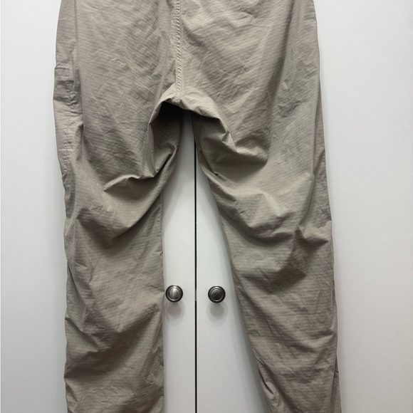 Vuori Ripstop Pants - Picture 2 of 5